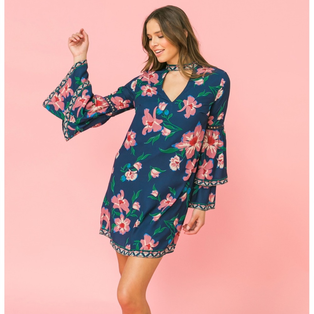 ❗️Clearance❗️Flying Tomato Choker Neck Shift Dress
